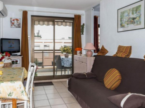 2 Pièces au Centre Ville, 4 Couchages, Proche Plage, Terrasse, Clim, Parking - FR-1-803-65